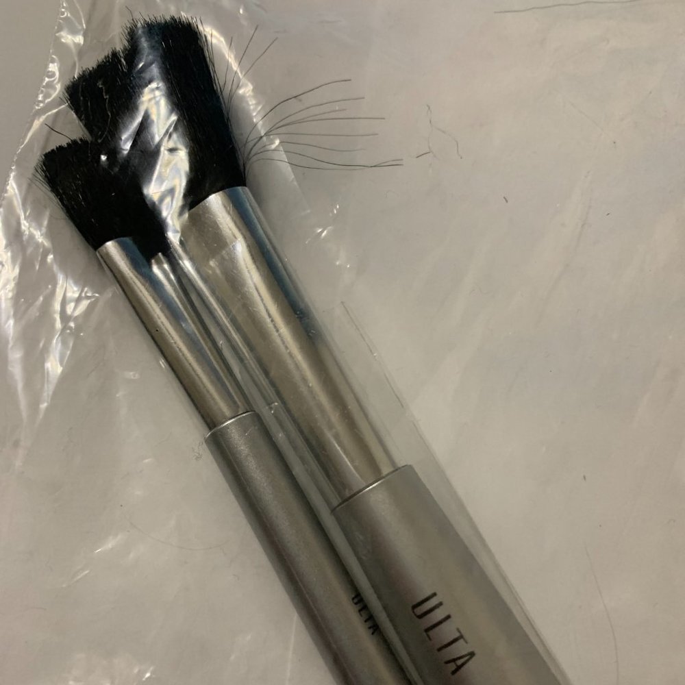 ULTA brush set 6" powder brush & eye shadow brush